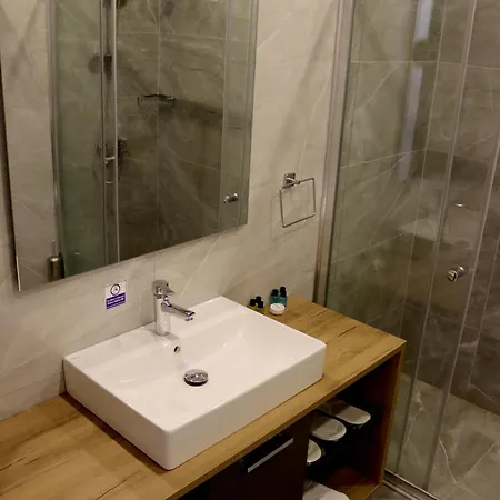 Home Plus Hotel ホテル イスタンブール