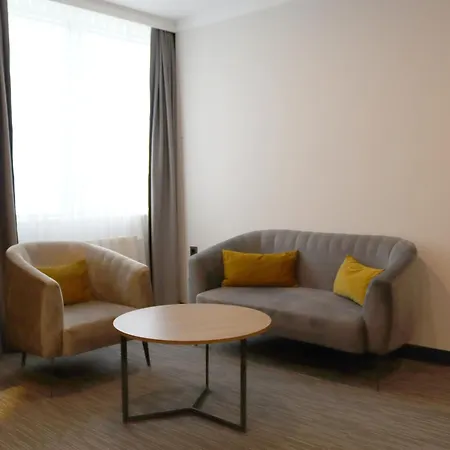 Home Plus Hotel ホテル イスタンブール
