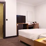Home Plus Hotel