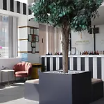 Home Plus Hotel Otel 4*