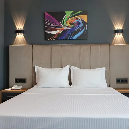 Home Plus Hotel Otel 3*