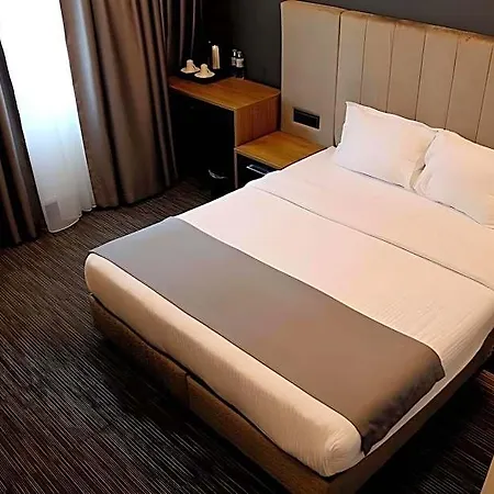 Home Plus Hotel Szálloda 3*