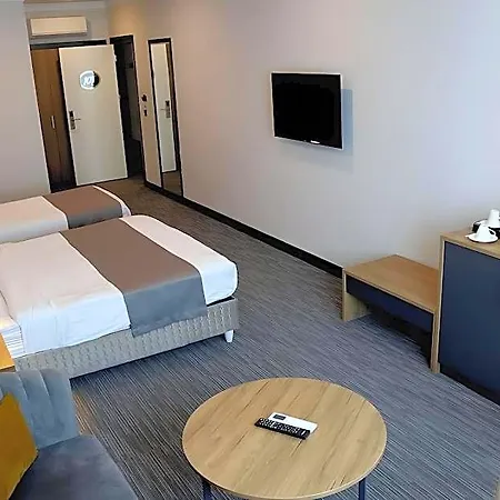 Szálloda Home Plus Hotel