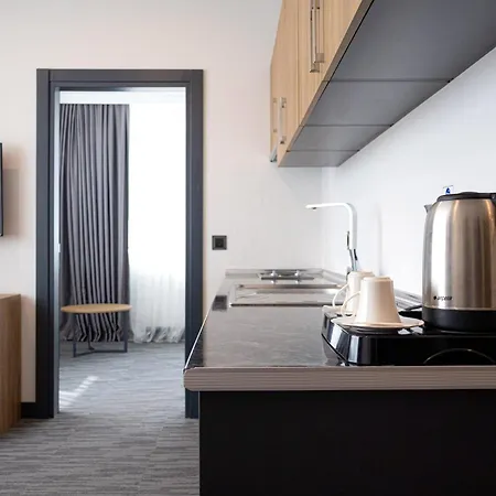 HOME PLUS Hotel 4*