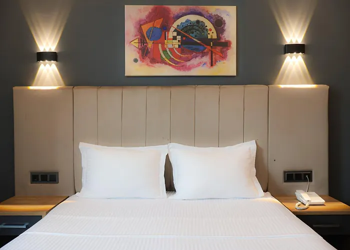 Hotel Home Plus Hotel 4*