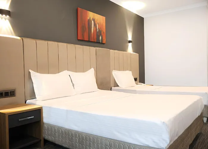 Home Plus Hotel Hotel